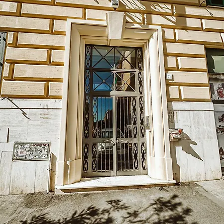 Azzurra - Metro Lodi בית הארחה רומא